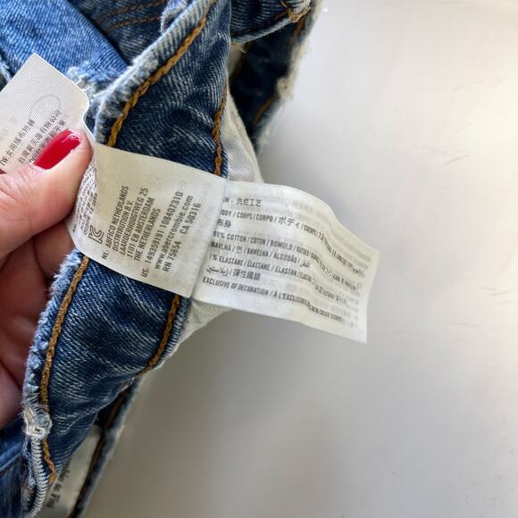 Abercrombie & Fitch 26 2 High Rise Mom Short Curve Love Denim Cut Off Blue - Picture 6 of 8